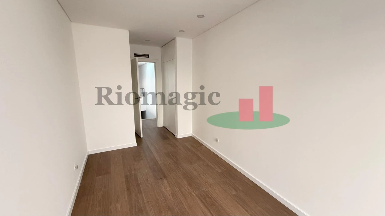 Apartamento T2 para Venda em Rio Maior Foto 13