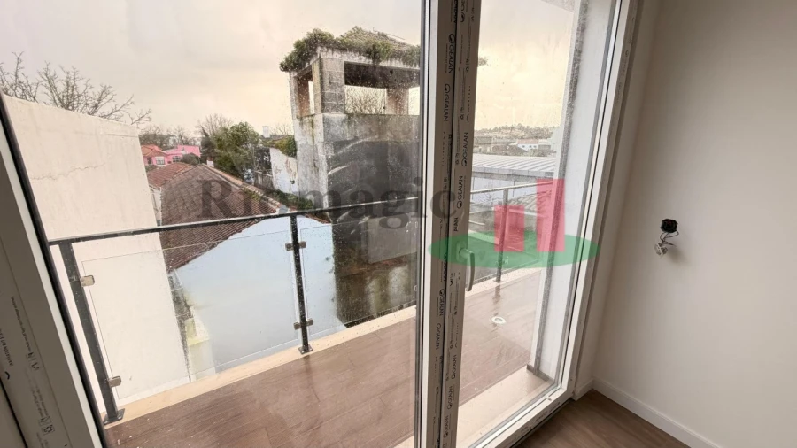 Apartamento T2 para Venda em Rio Maior Foto 10