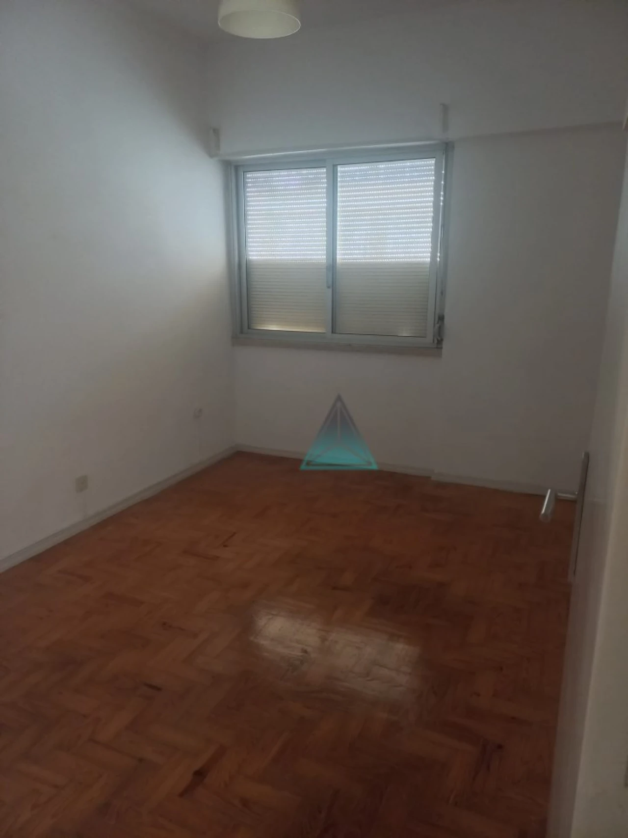 Apartamento T2 para Arrendamento em Sacavém e Prior Velho Foto 11