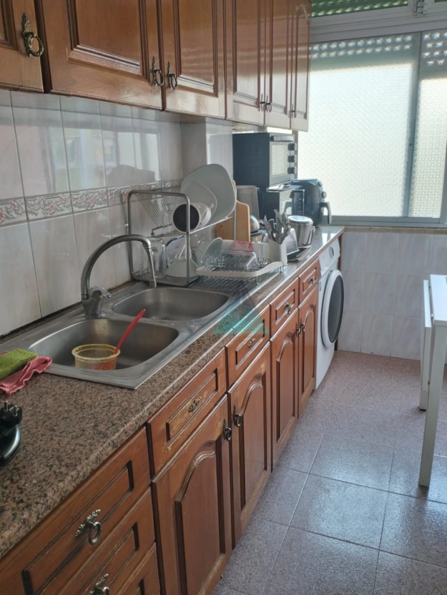 Apartamento T2 para Arrendamento em Sacavém e Prior Velho Foto 1