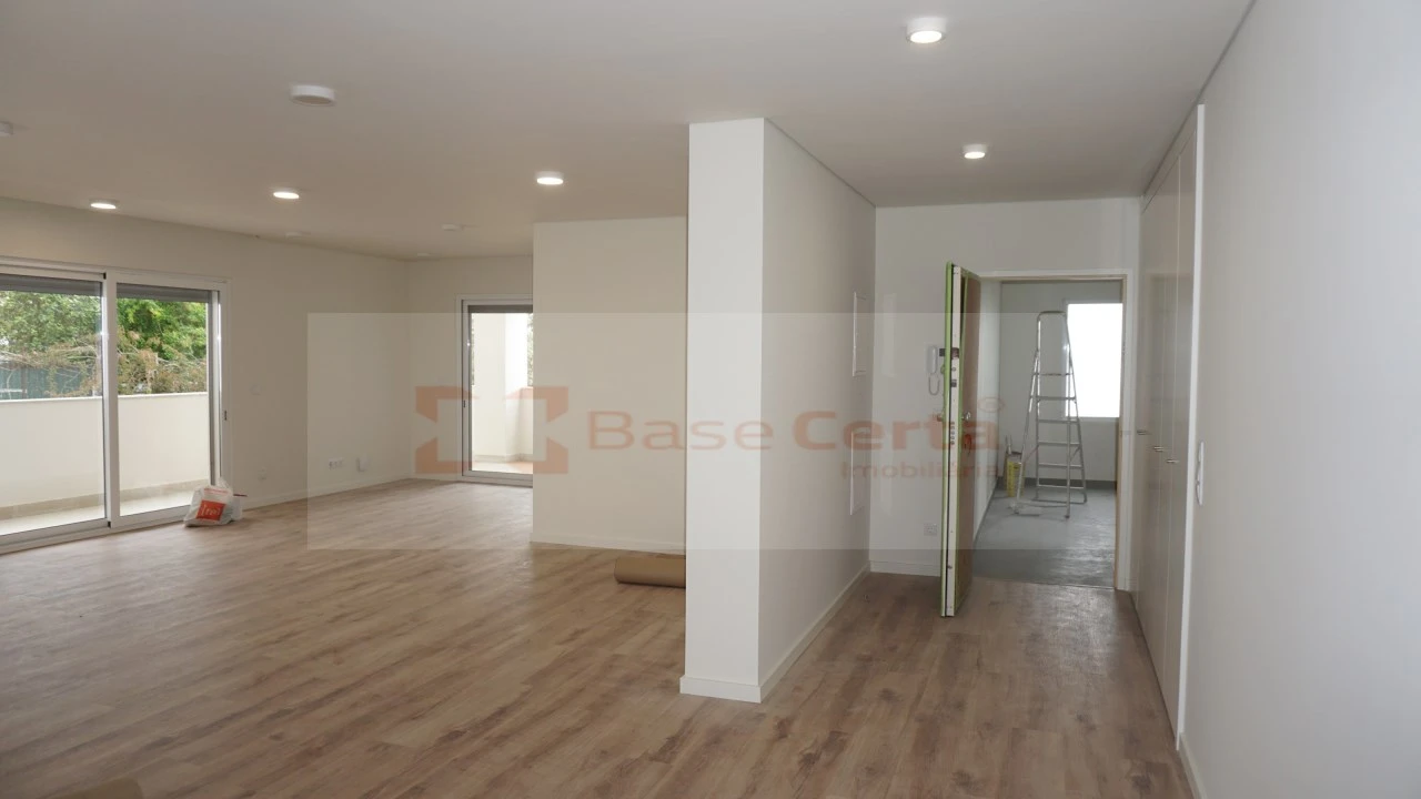 Apartamento T2 para Venda em Santa Clara Foto 7