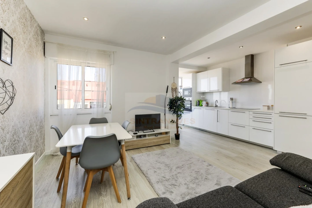 Apartamento T2 para Venda em Mina de Água Foto 1