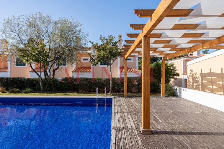 Moradia T3 para Arrendamento em Cascais e Estoril Foto 3