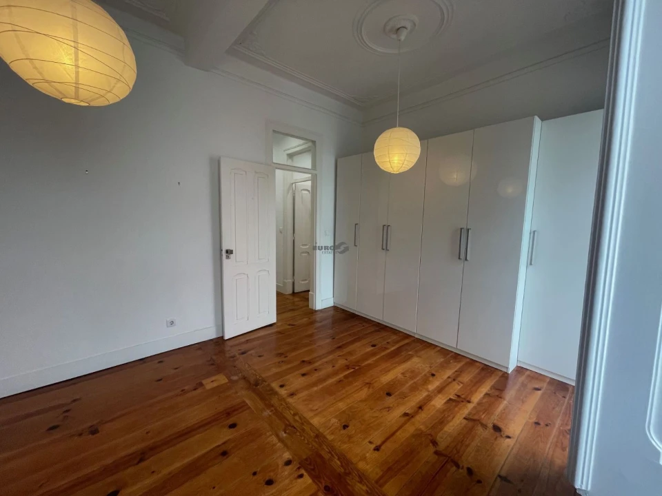 Apartamento T2 para Venda em Avenidas Novas Foto 7