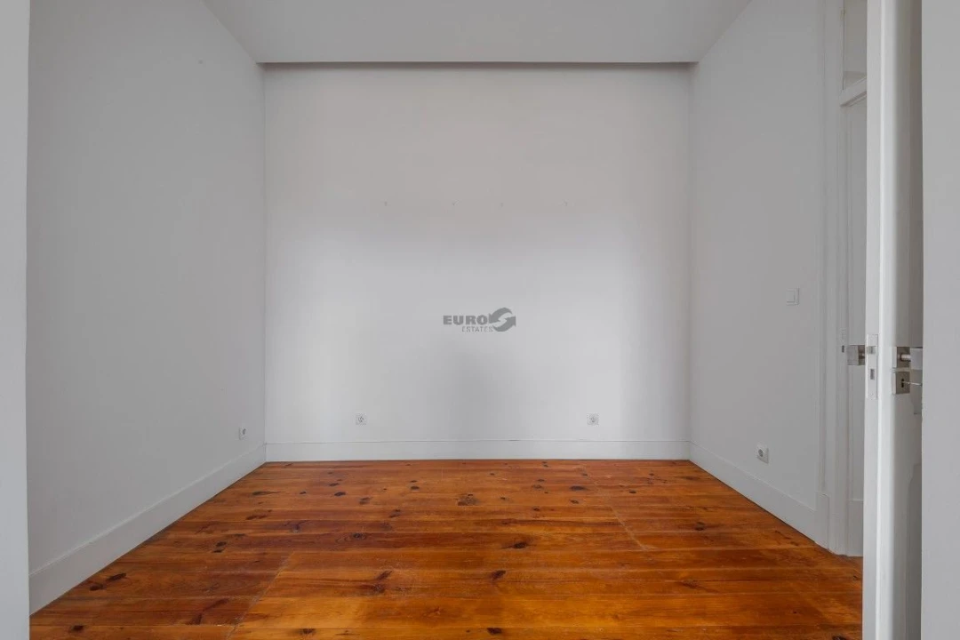 Apartamento T2 para Venda em Avenidas Novas Foto 14