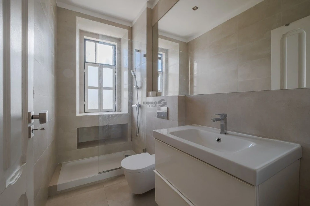 Apartamento T2 para Venda em Avenidas Novas Foto 21