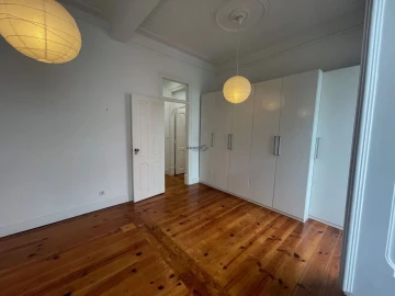 Apartamento T2 para Venda em Avenidas Novas