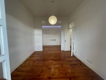 Apartamento T2 para Venda em Avenidas Novas