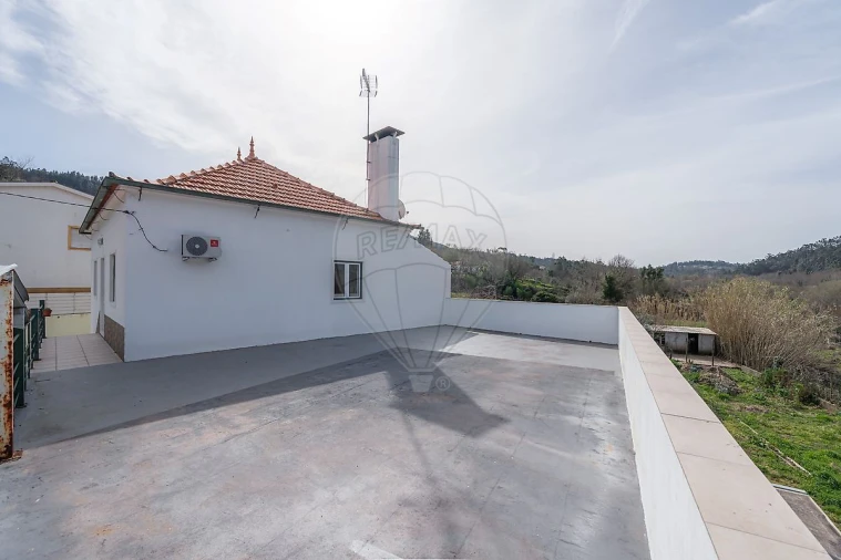 Moradia T2 para Venda em Vila Nova Foto 20