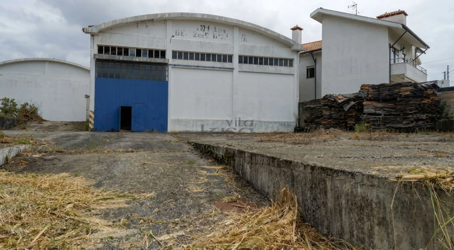 Armazém para Venda em Santa Maria de Lamas Foto 9