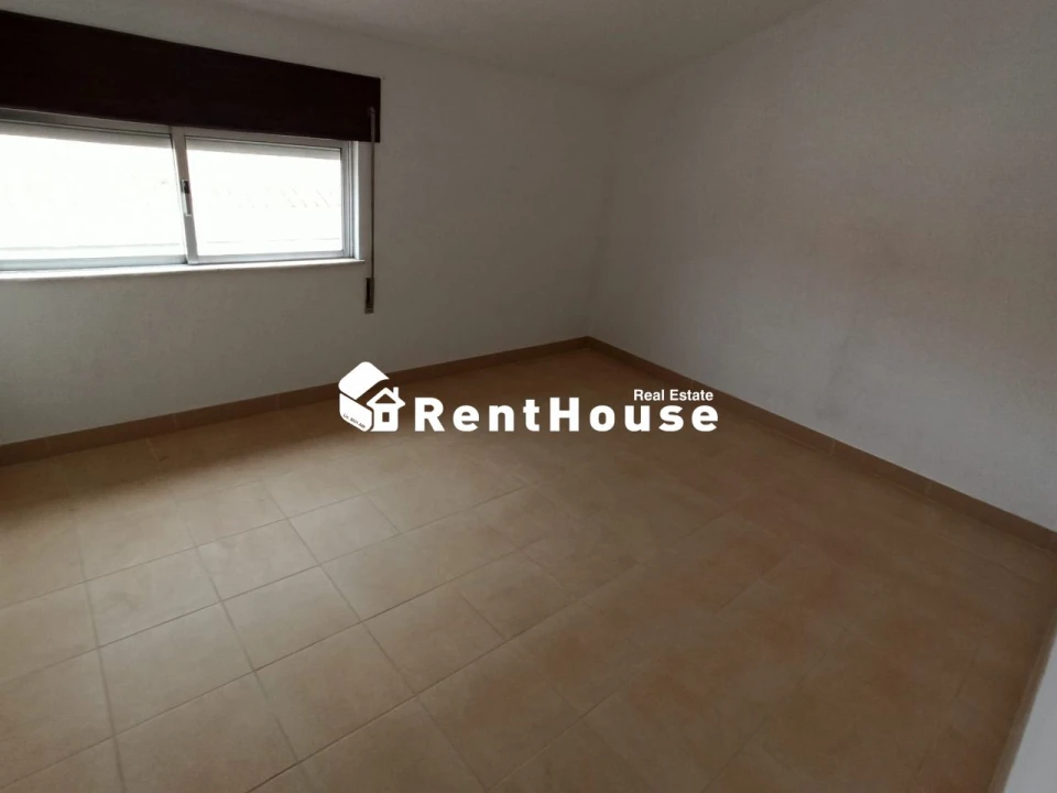 Moradia T3 para Arrendamento em Quiaios Foto 8