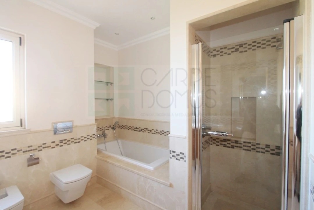 Moradia T5 para Venda em Castro Marim Foto 70