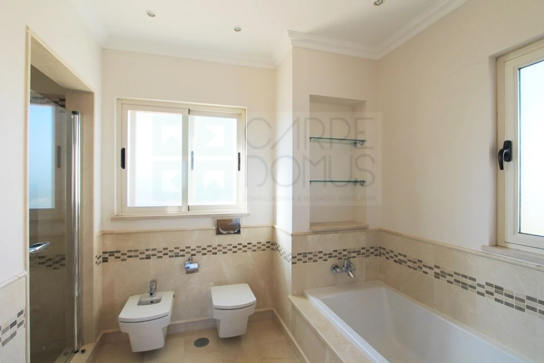 Moradia T5 para Venda em Castro Marim Foto 54