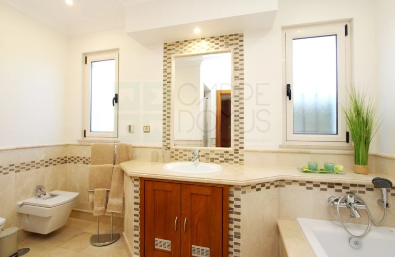 Moradia T5 para Venda em Castro Marim Foto 43