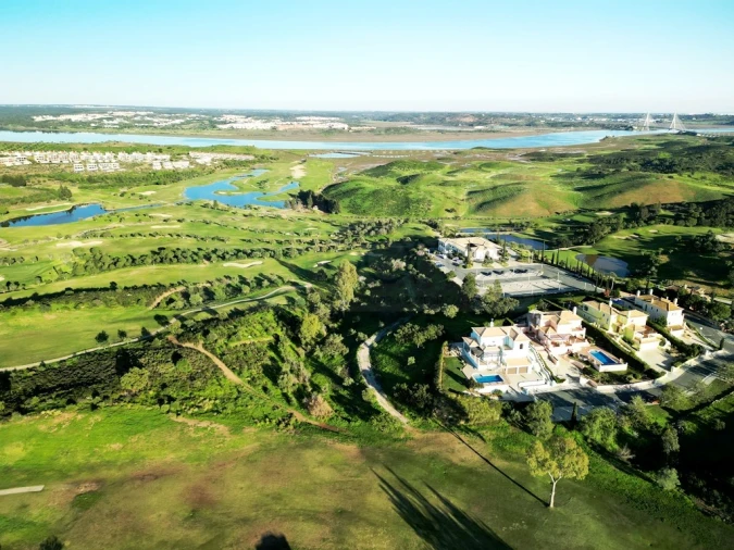 Moradia T5 para Venda em Castro Marim Foto 1
