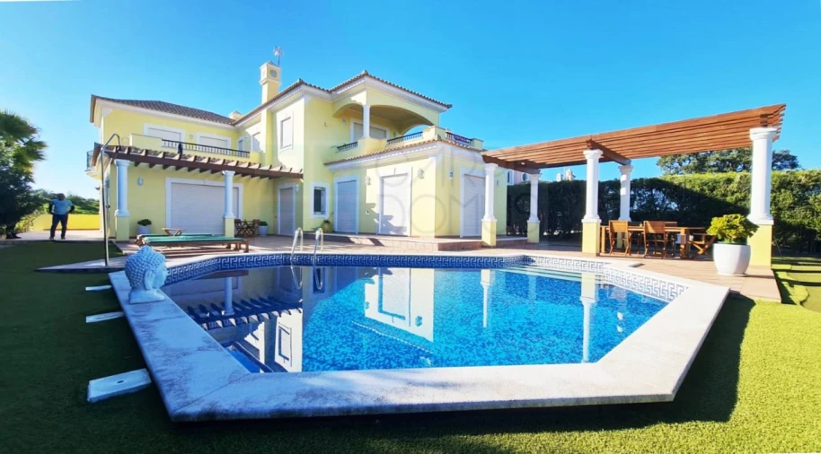 Moradia T5 para Venda em Castro Marim Foto 97