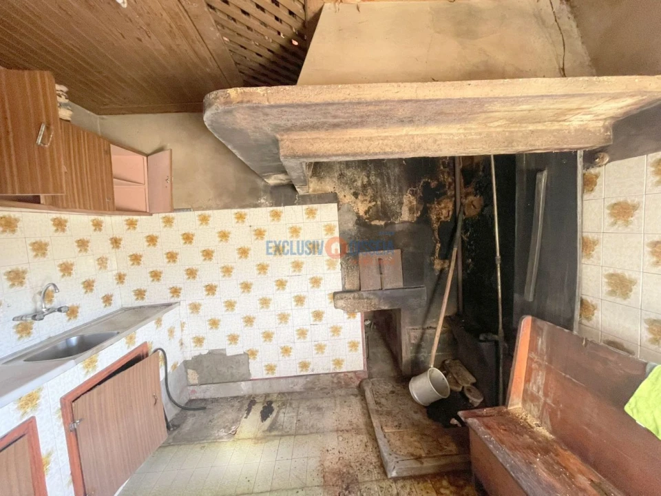 Moradia T2 para Venda em Silva Escura e Dornelas Foto 10