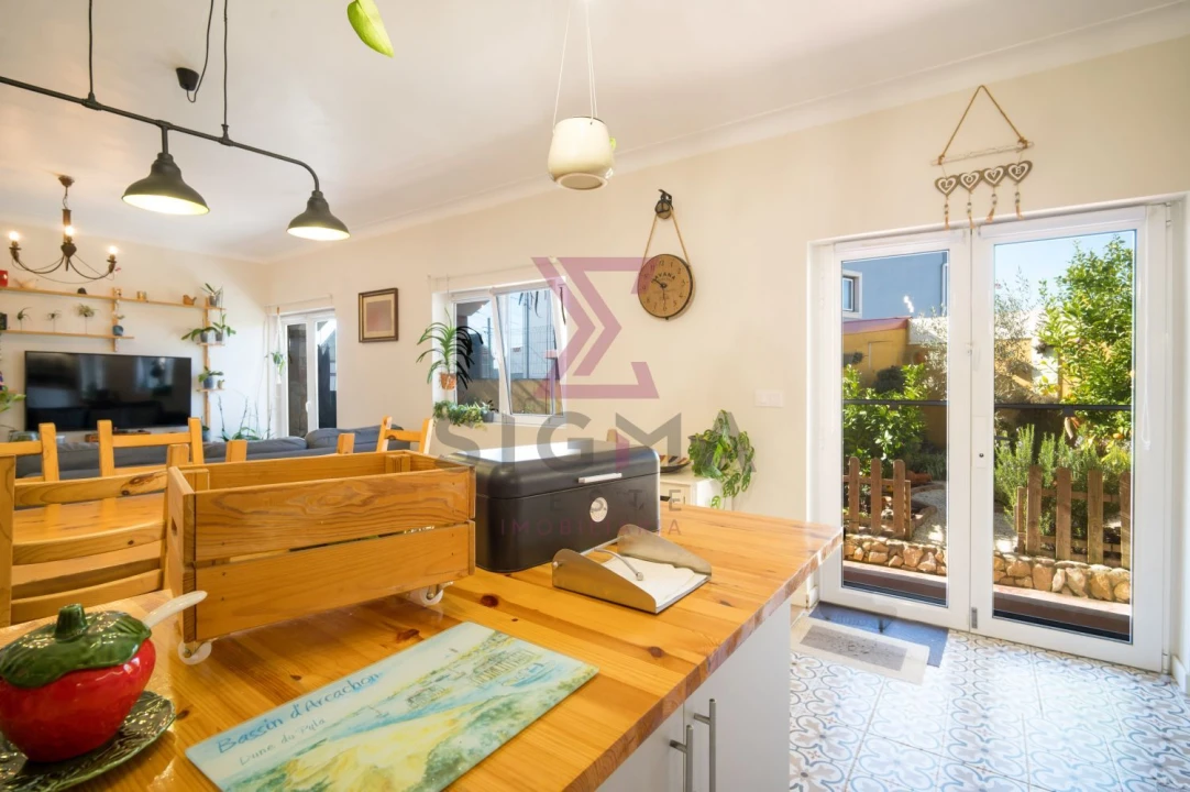 Moradia T2 para Venda em Bombarral e Vale Covo Foto 9