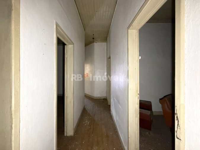 Moradia T3 para Venda em São João Baptista Foto 5