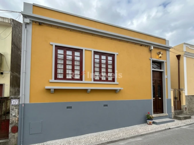 Moradia T3 para Venda em São João Baptista