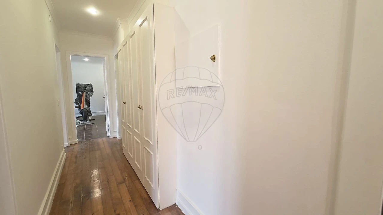 Apartamento T3 para Arrendamento em Avenidas Novas Foto 22