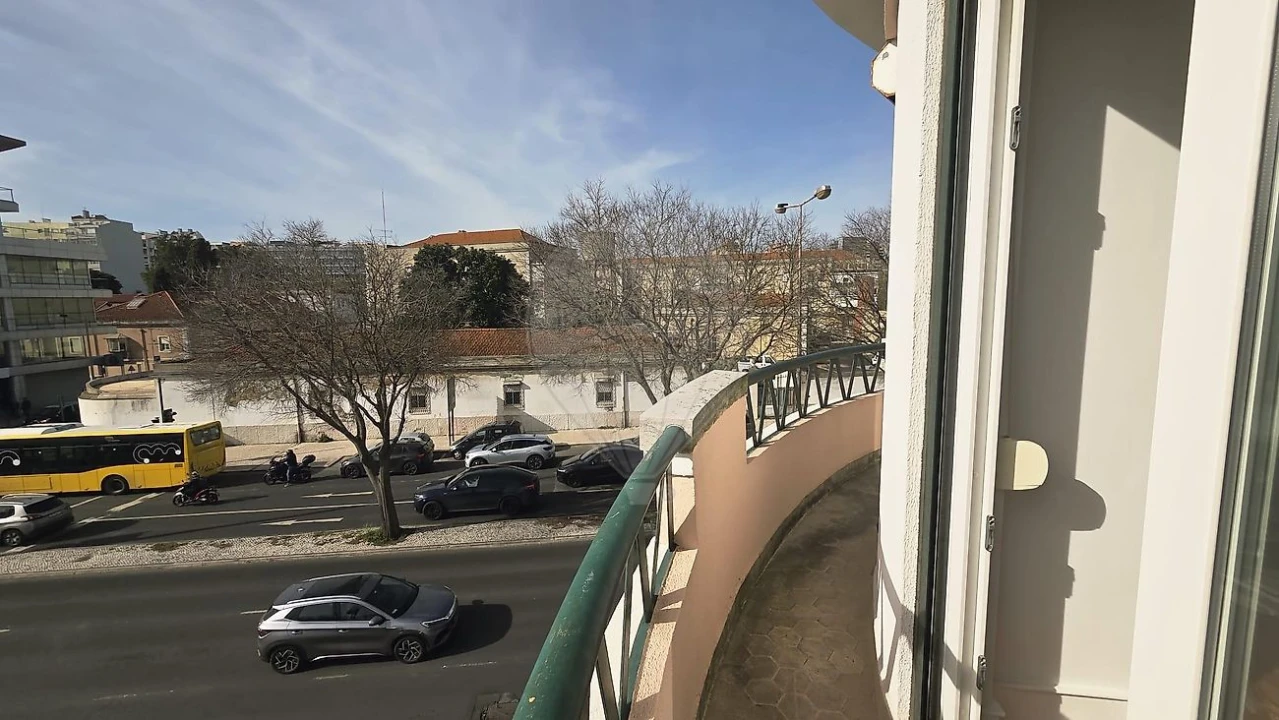 Apartamento T3 para Arrendamento em Avenidas Novas Foto 15