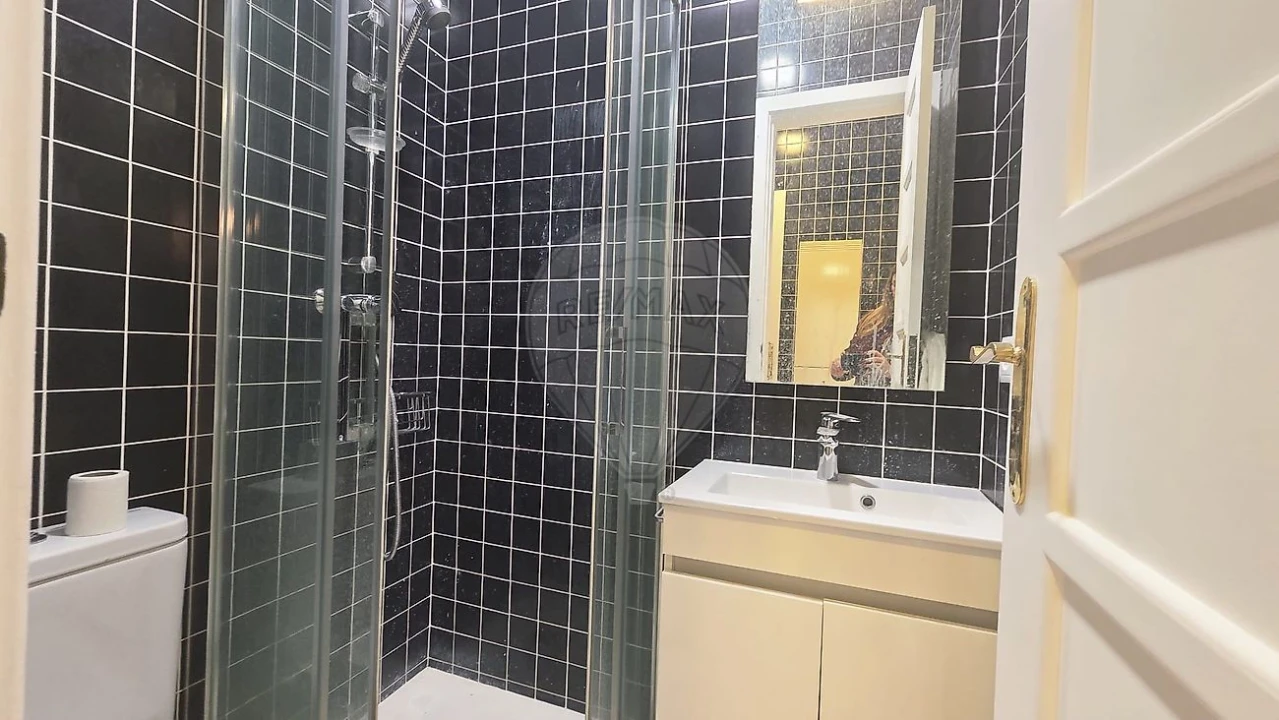 Apartamento T3 para Arrendamento em Avenidas Novas Foto 10