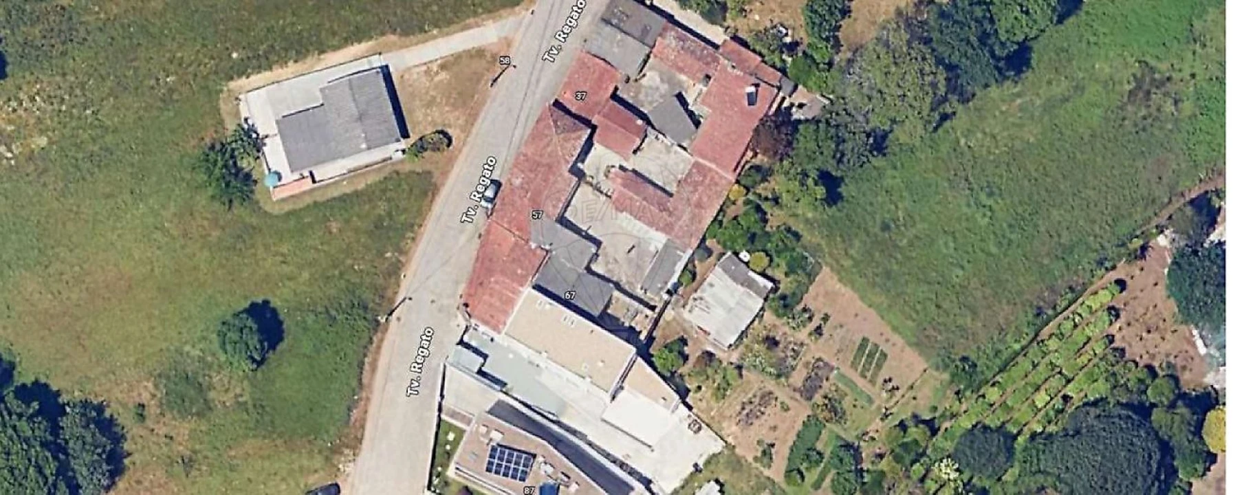 Moradia T2 para Venda em Canelas Foto 18