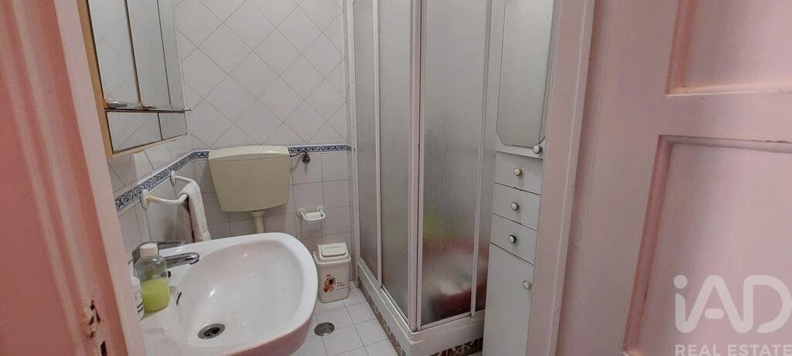 Apartamento T2 para Venda em Algés, Linda-A-Velha e Cruz Quebrada-Dafundo Foto 26