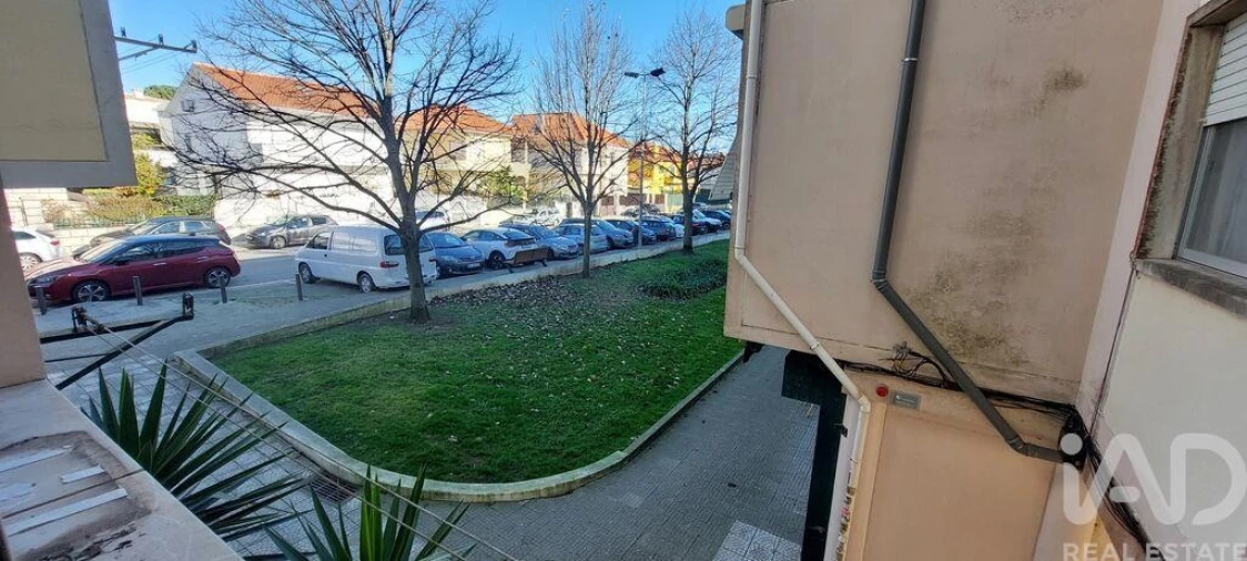 Apartamento T2 para Venda em Algés, Linda-A-Velha e Cruz Quebrada-Dafundo Foto 27