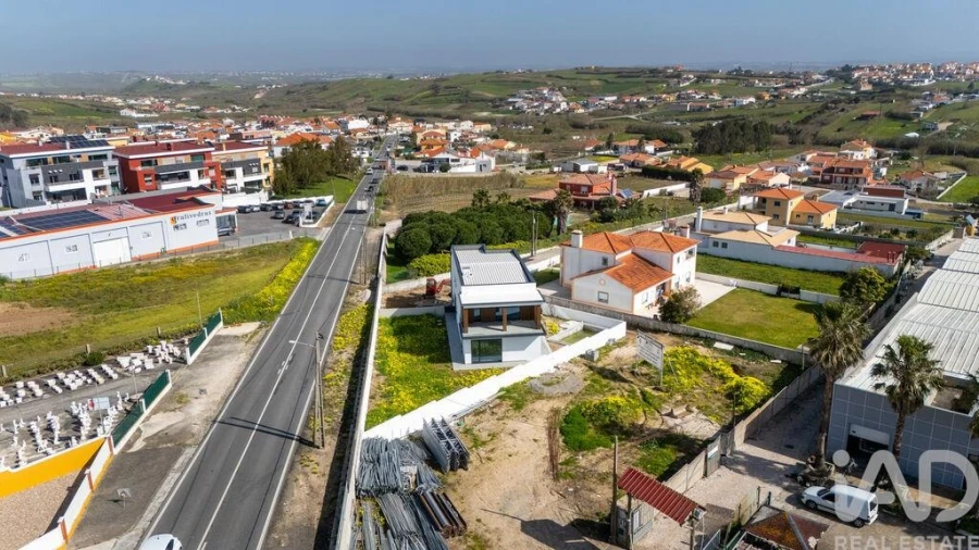 Moradia T4 para Venda em São Pedro da Cadeira Foto 27