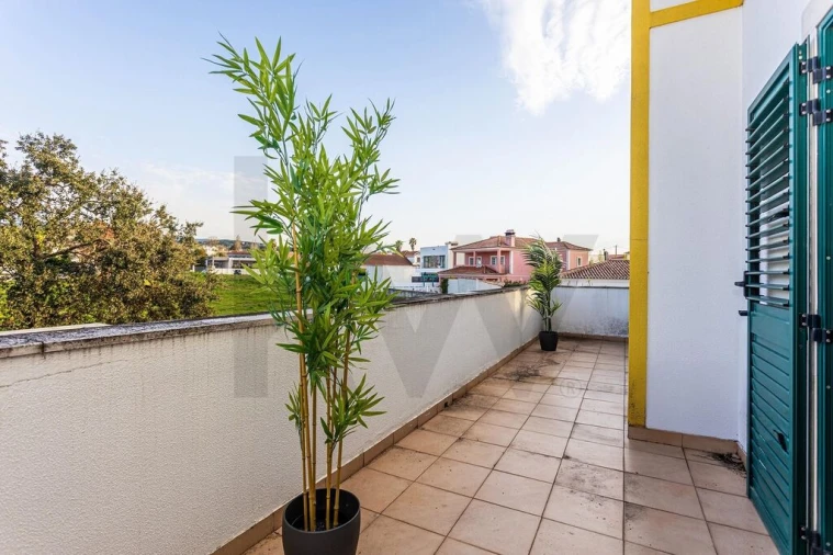 Moradia T4 para Venda em Azeitão (São Lourenço e São Simão) Foto 17