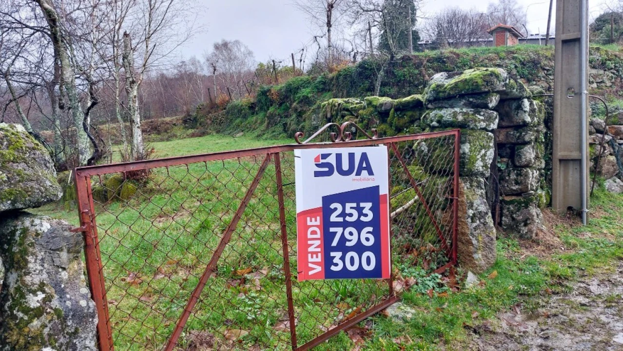 Terreno para Venda em Rossas Foto 4