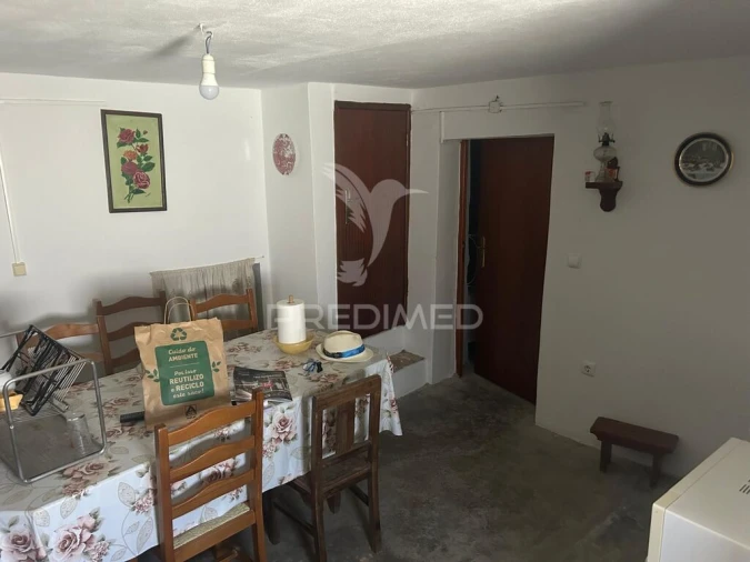 Moradia T1 para Venda em Monte da Pedra Foto 3