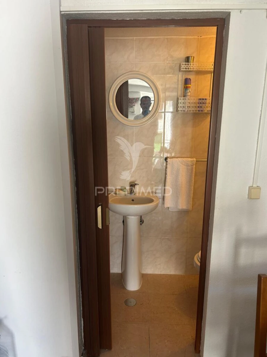 Moradia T1 para Venda em Monte da Pedra Foto 11