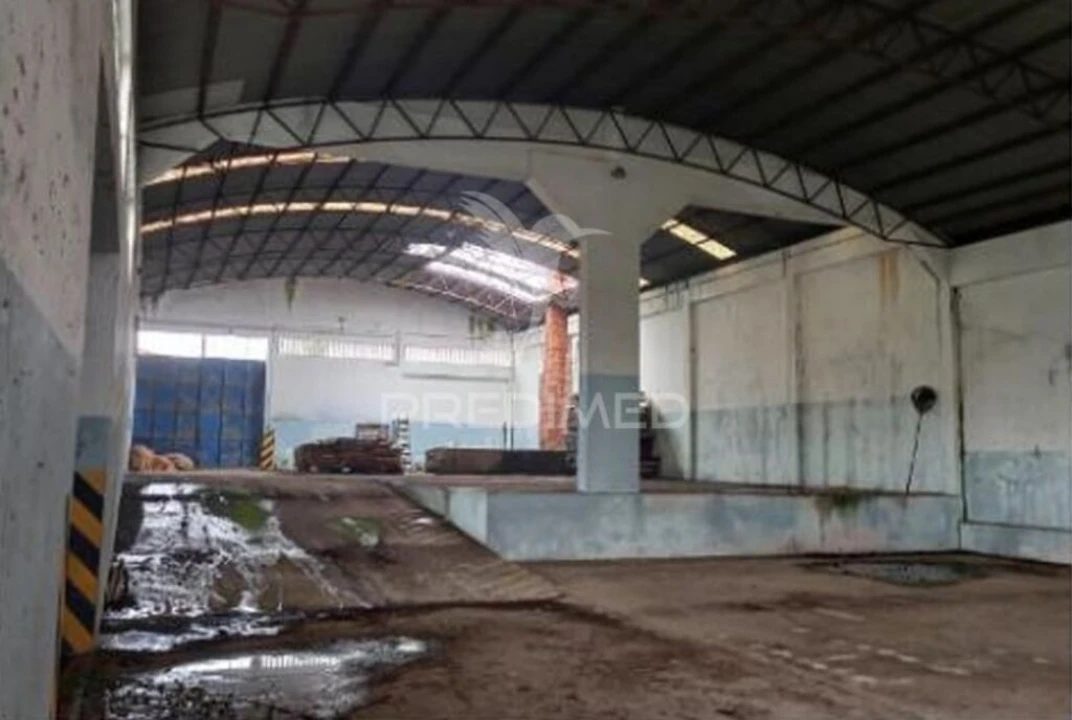 Armazém para Venda em Santa Maria de Lamas Foto 11