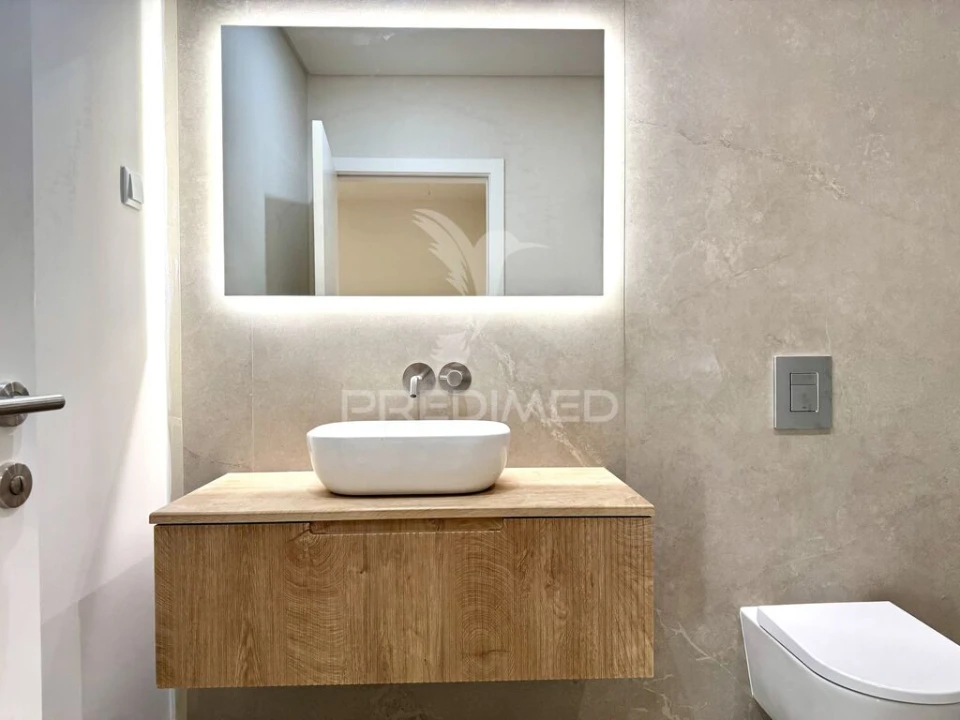 Apartamento T4 para Venda em Tavira (Santa Maria e Santiago) Foto 9
