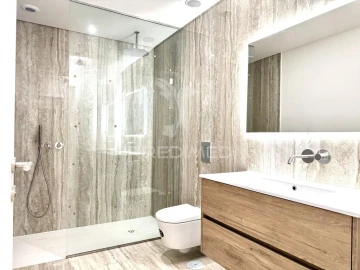 Apartamento T4 para Venda em Tavira (Santa Maria e Santiago)