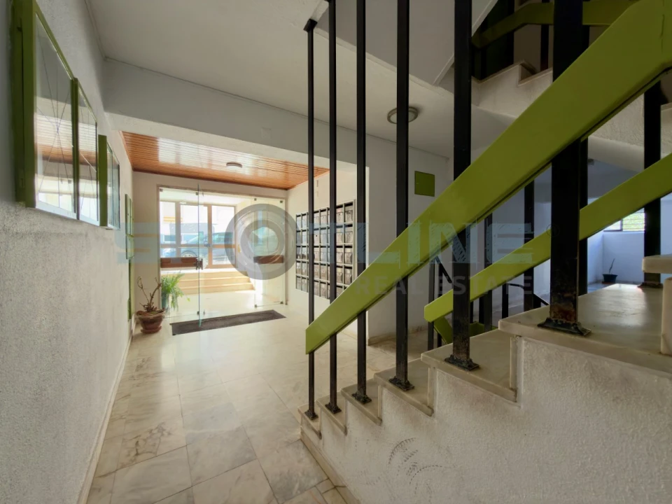 Apartamento T3 para Venda em Costa da Caparica Foto 7