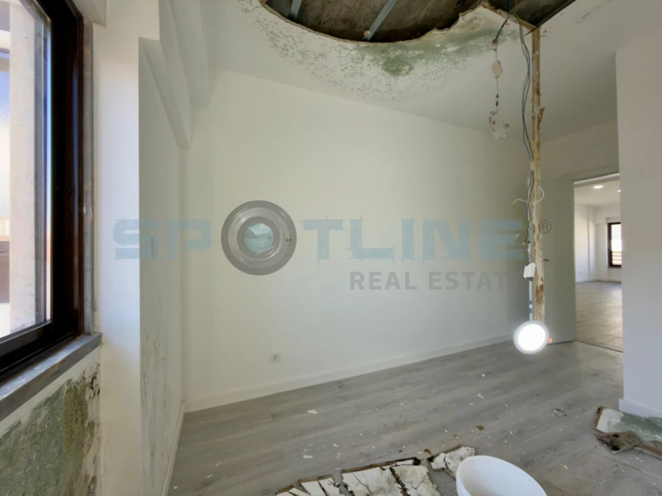 Apartamento T3 para Venda em Costa da Caparica Foto 20