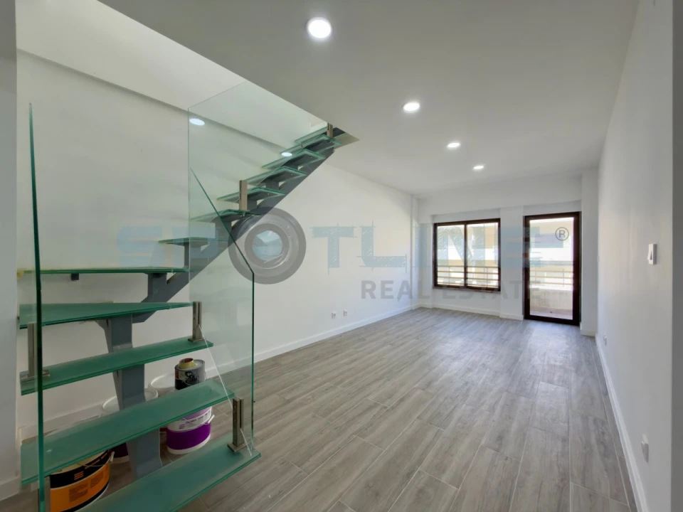 Apartamento T3 para Venda em Costa da Caparica Foto 32