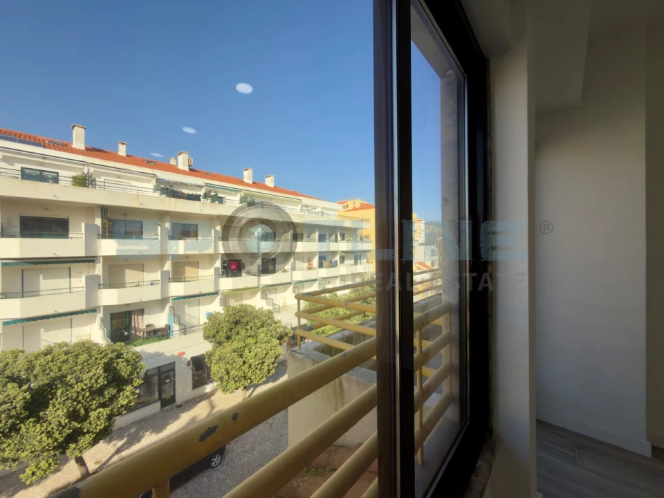 Apartamento T3 para Venda em Costa da Caparica Foto 37