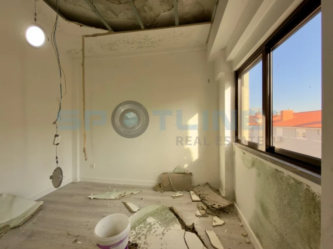 Apartamento T3 para Venda em Costa da Caparica Foto 21