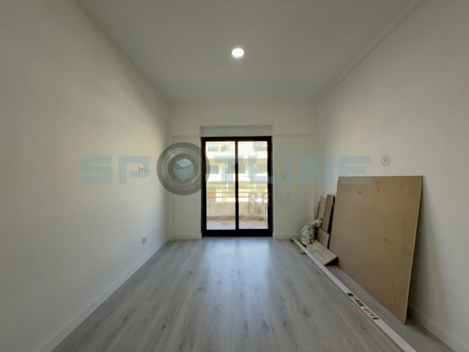 Apartamento T3 para Venda em Costa da Caparica Foto 25