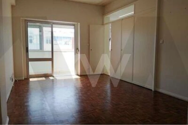 Apartamento T1 para Arrendamento em Oeiras e São Julião da Barra, Paço de Arcos e Caxias Foto 2