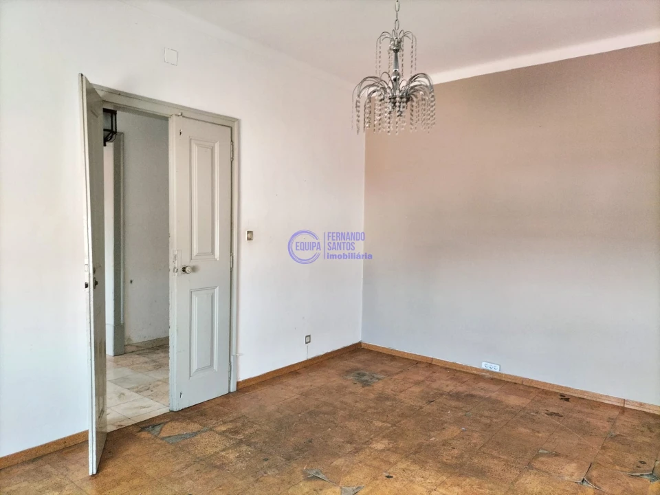 Moradia T10 para Venda em Cuba Foto 27