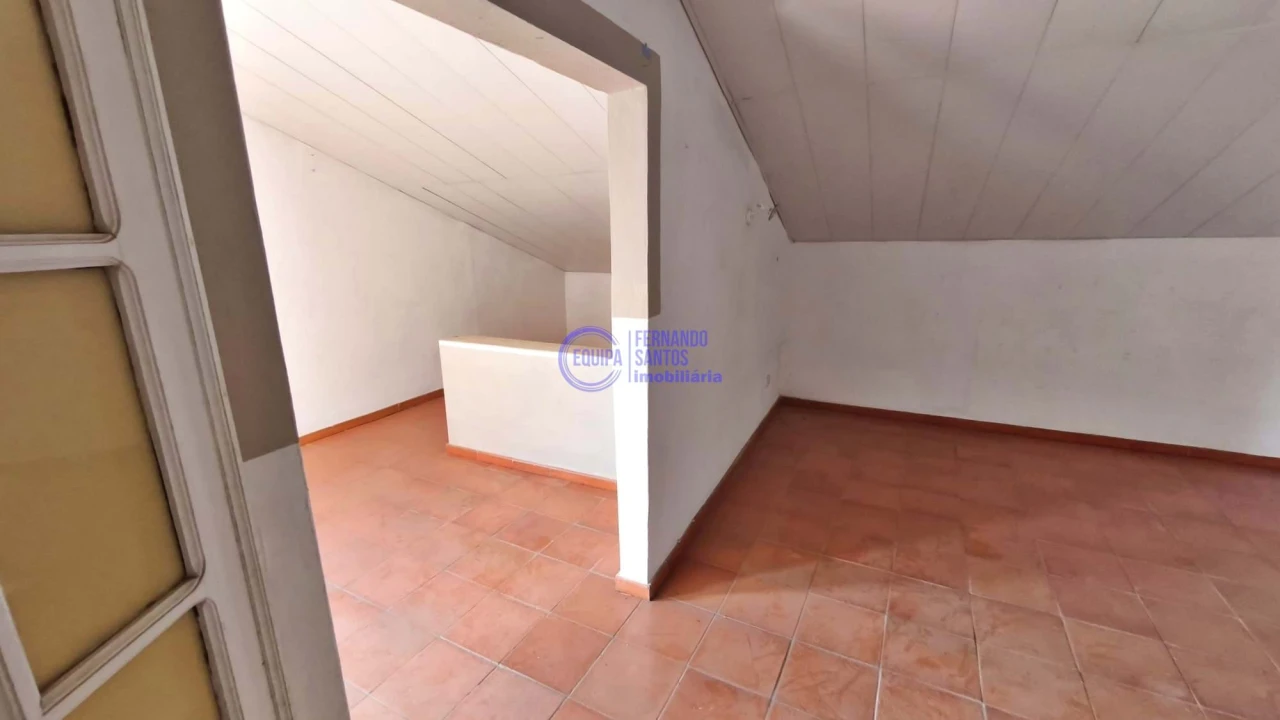 Moradia T10 para Venda em Cuba Foto 34