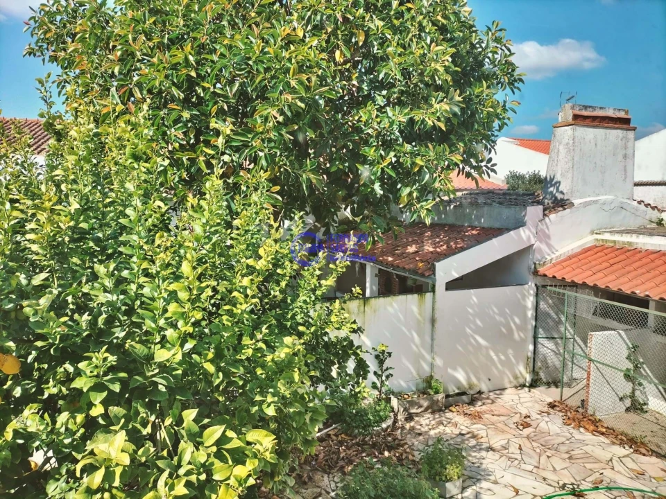 Moradia T10 para Venda em Cuba Foto 38