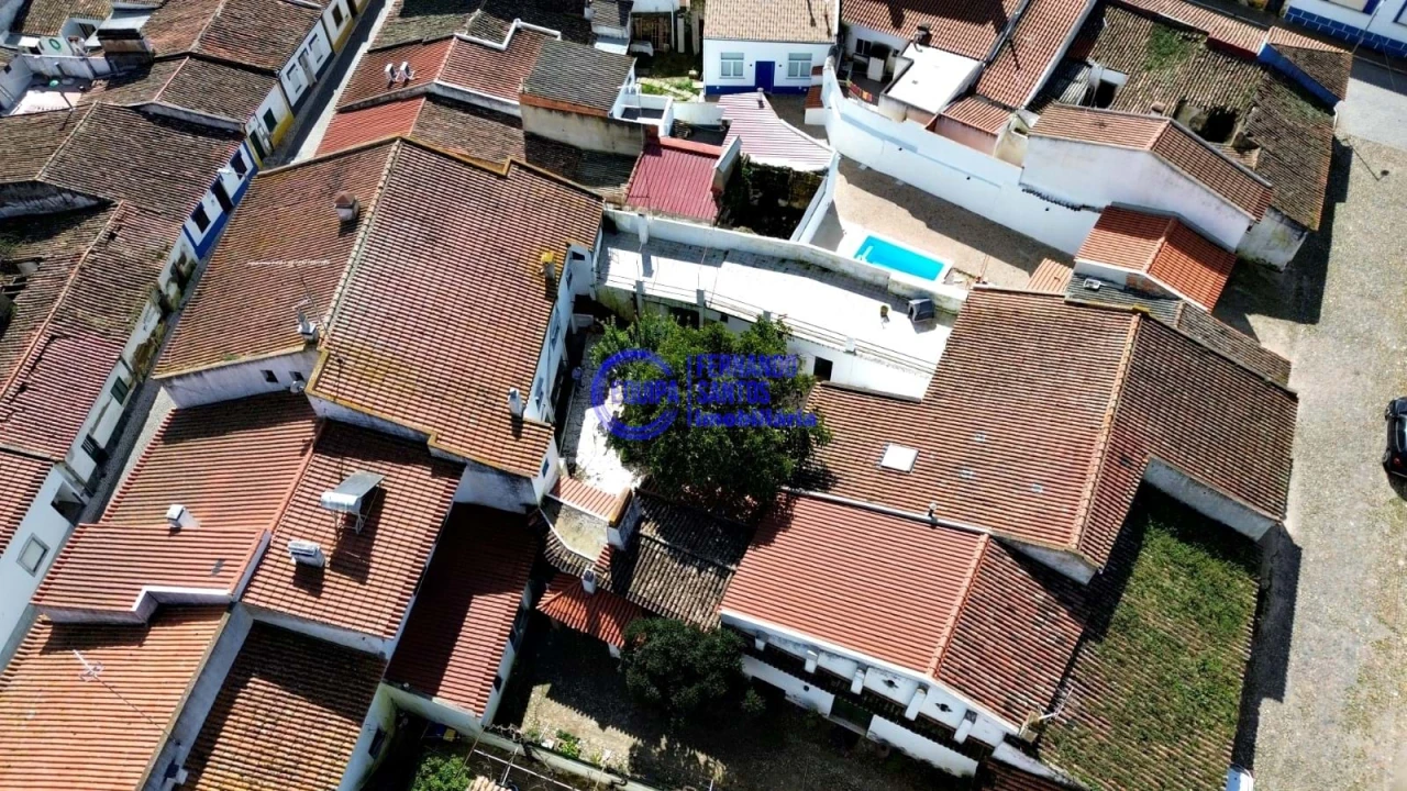 Moradia T10 para Venda em Cuba Foto 41