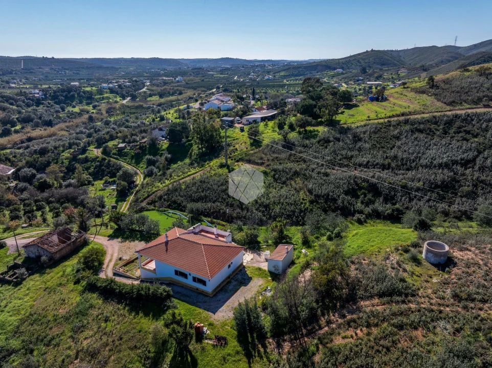 Moradia T4 para Venda em São Silvestre Foto 29